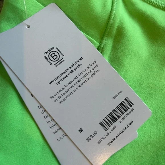 ATHLETA Salutation stash pocket II 5” short NWT neon Aloe - Picture 11 of 12